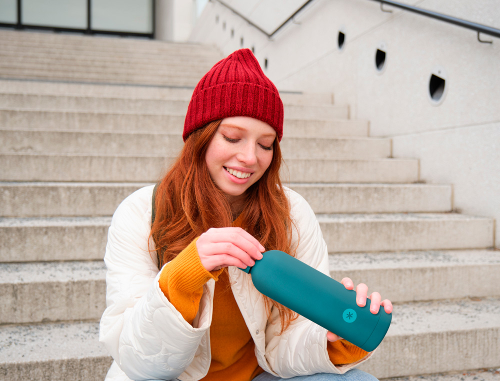 BOTELLA PORTALIQUIDOS ANTARTIK ISOTERMICA ACERO INOXIDABLE LIBRE DE BPA COLOR TURQUESA 750 ML