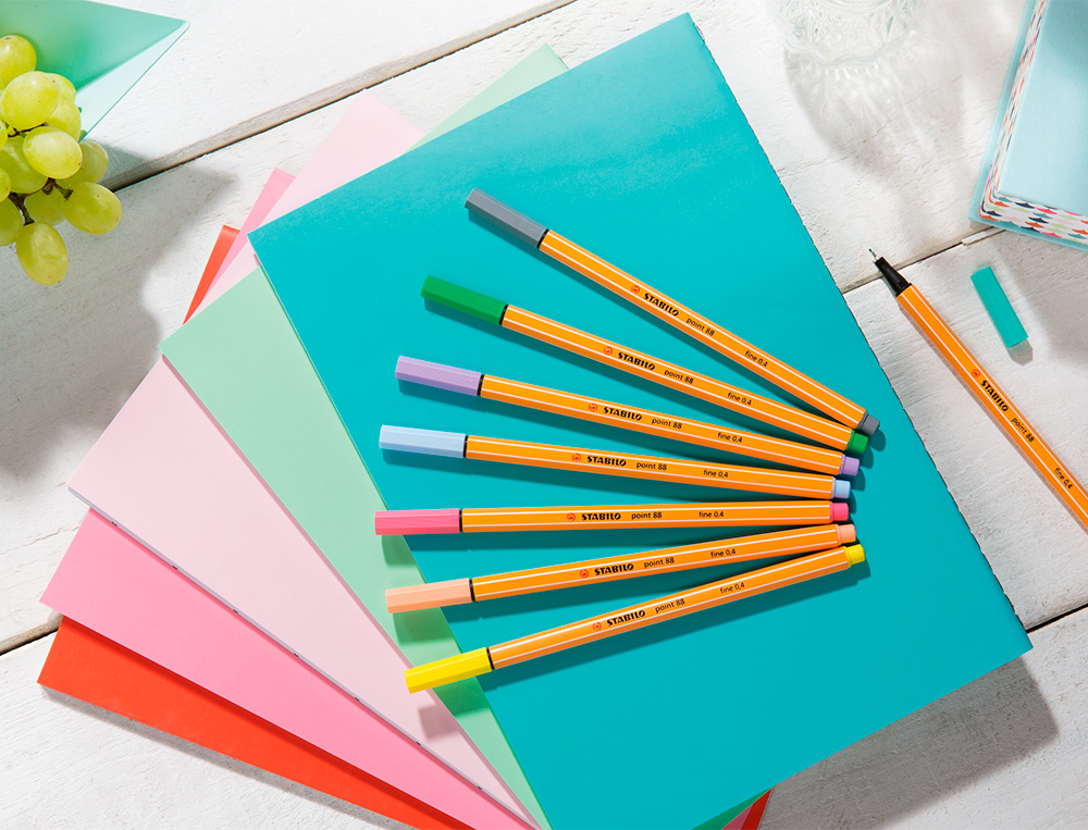 ROTULADOR STABILO PUNTA DE FIBRA POINT 88 COLOR PARADE ESTUCHE DE 20 UNIDADES COLORES SURTIDOS